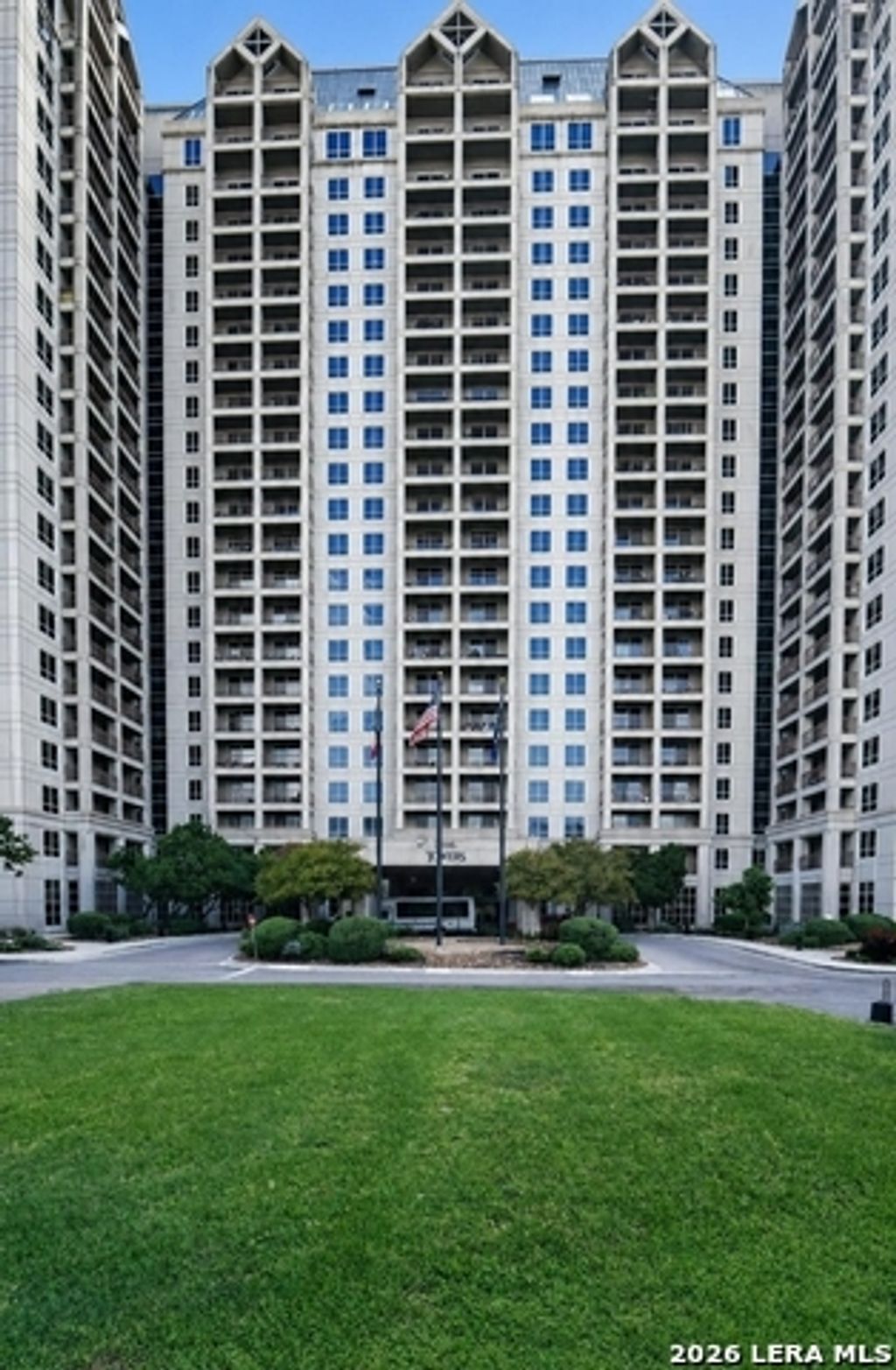 1 Towers Park Ln 701, San Antonio