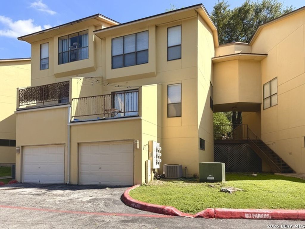 8642 Fredericksburg Rd 701, San Antonio