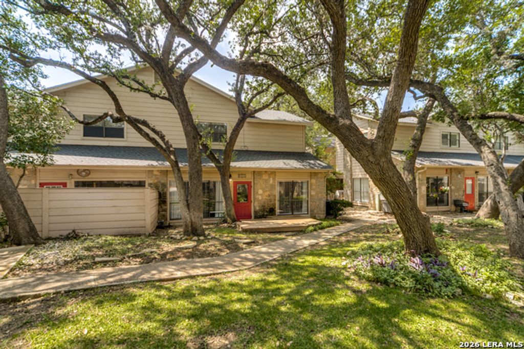 829 W Bitters Road Apt 5, San Antonio