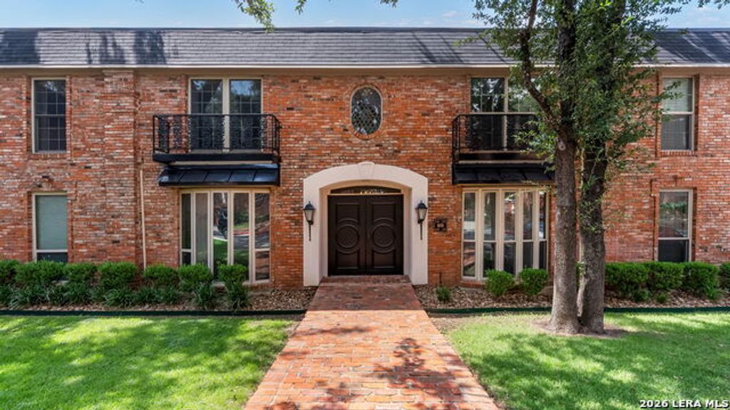 7500 Callaghan Apt 2, San Antonio