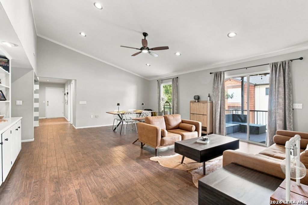 3803 Barrington St 3d, San Antonio