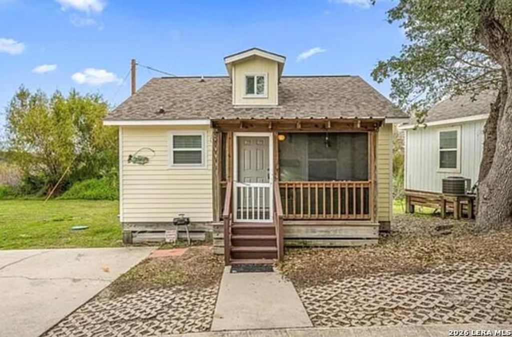 5481 Highway 35 N 9, Rockport