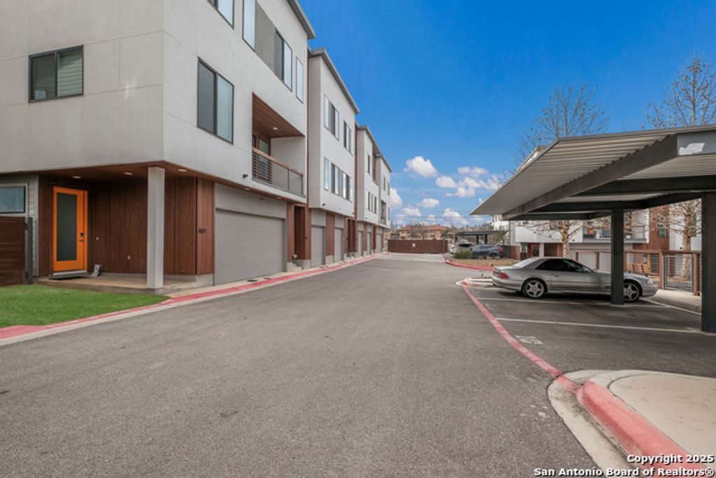 102 Tendick Unit, San Antonio