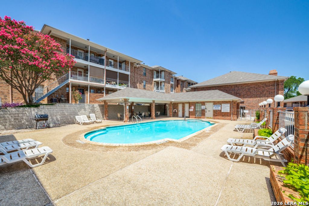 5359 Fredericksburg Rd 515, San Antonio