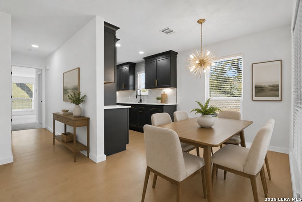 2718 Old Field Drive 1002, San Antonio