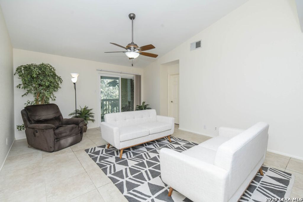 13018 Heimer 917, San Antonio