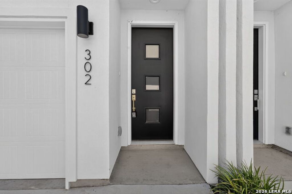 1735 W Gramercy Pl 302, San Antonio