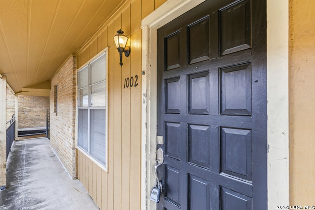 923 Vance Jackson 1002, San Antonio