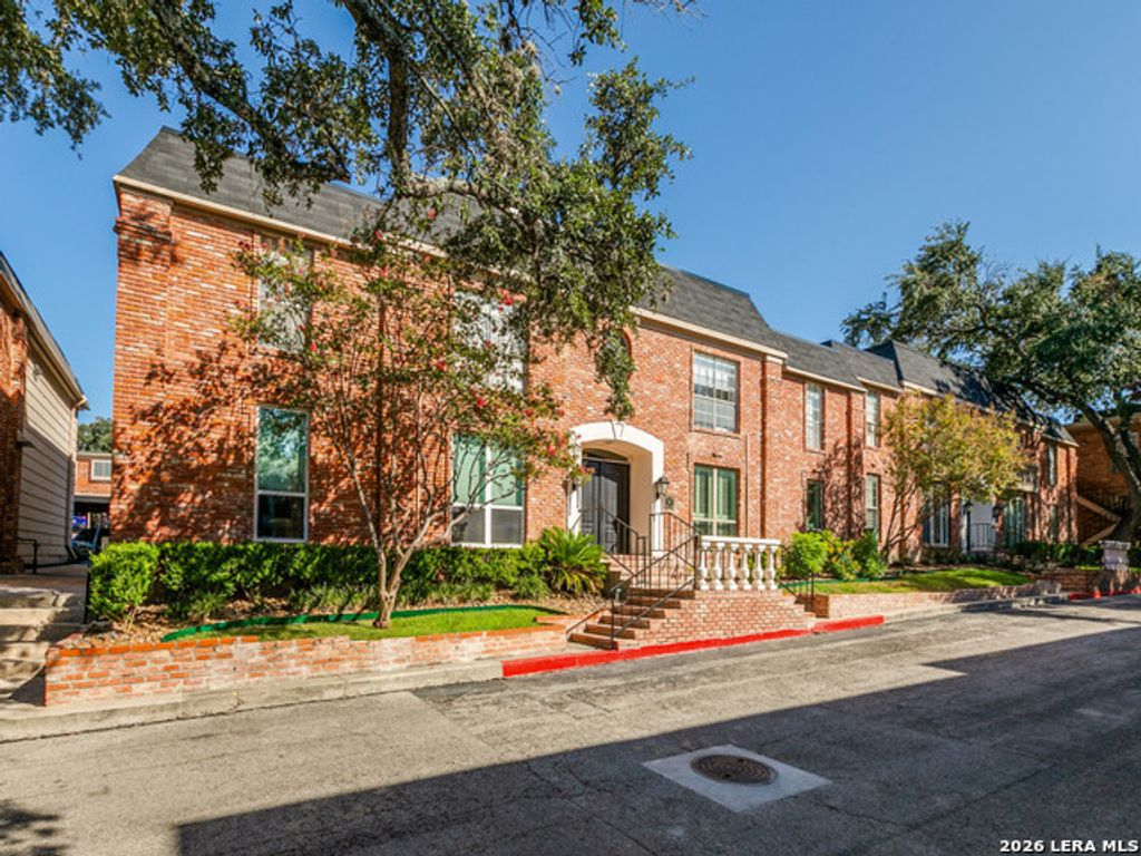 7500 Callaghan Rd Apt 2, San Antonio
