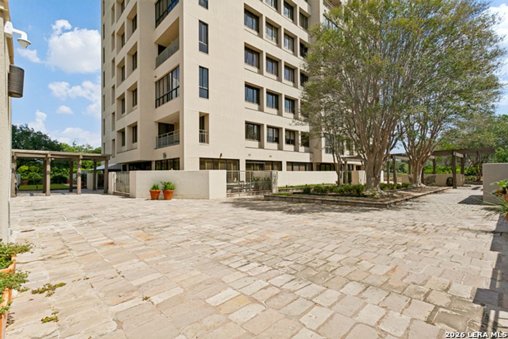 4001 N New Braunfels Ave 404, San Antonio