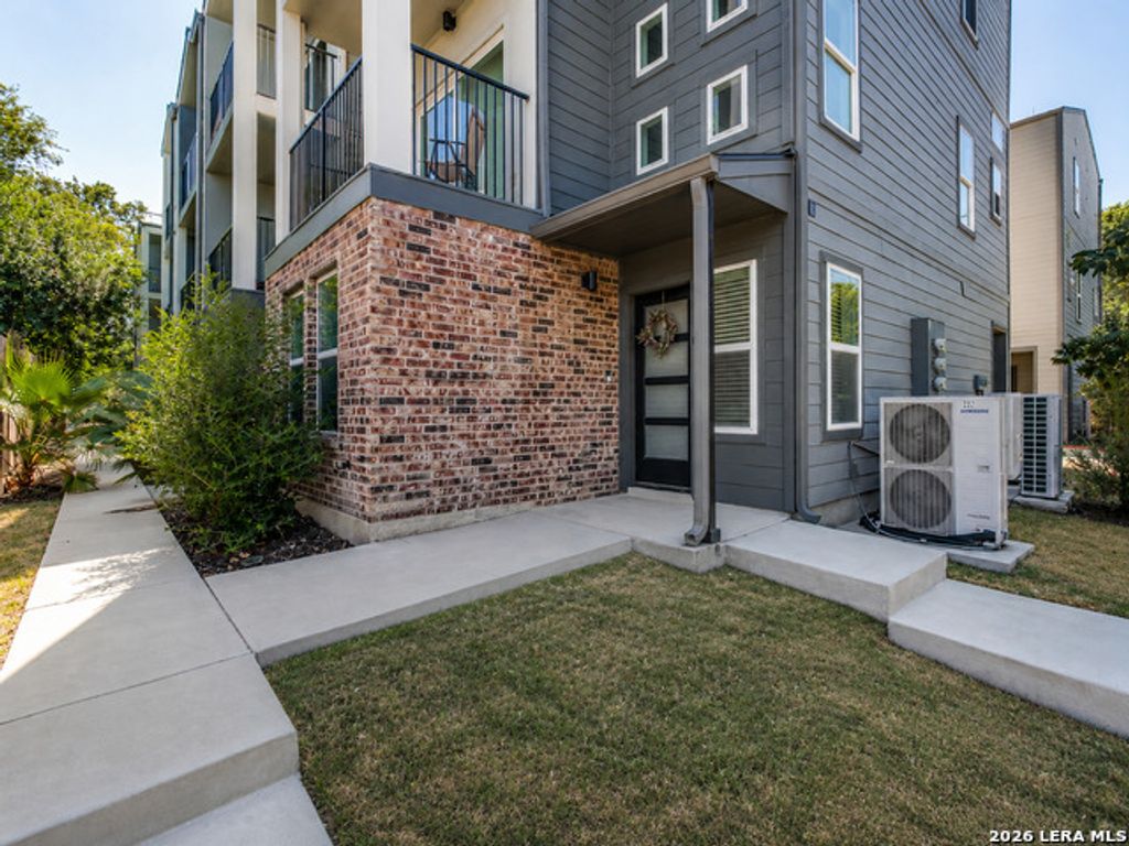 310 Tendick Unit, San Antonio