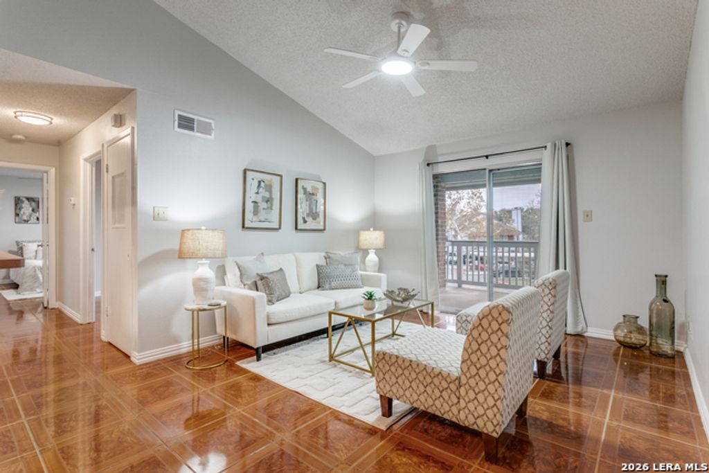 14343 Judson Rd 602, San Antonio