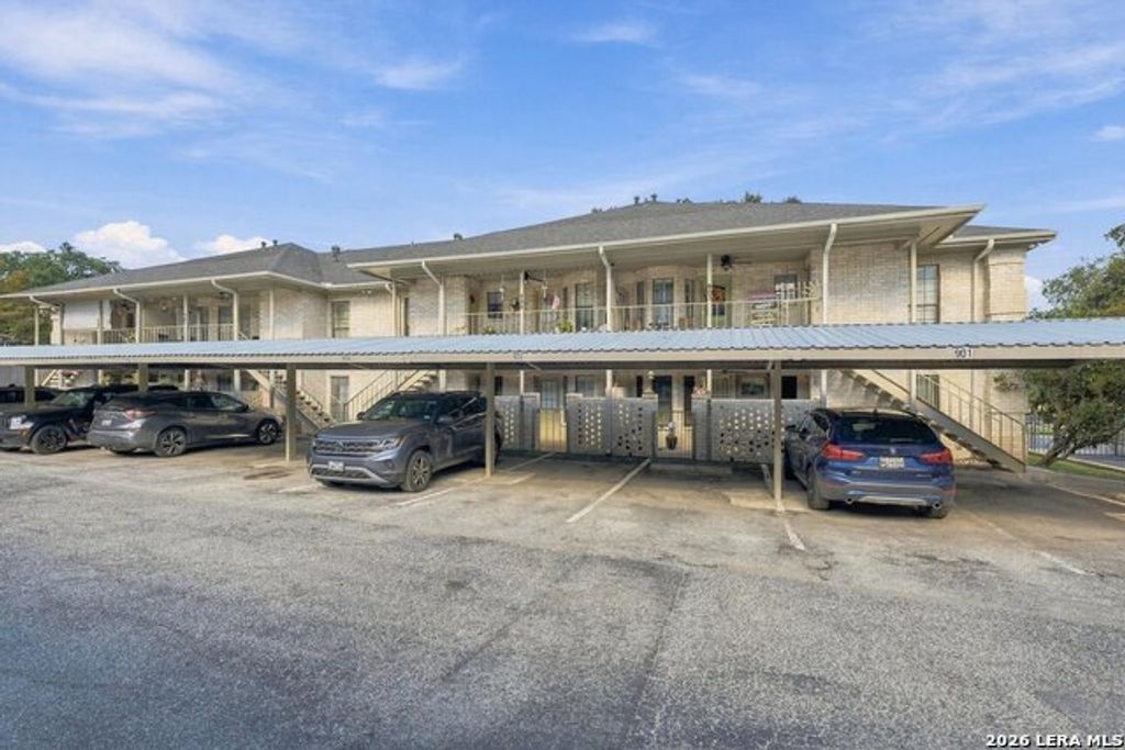 8415 Fredericksburg 902, San Antonio