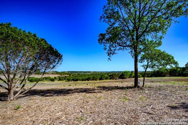 1301 Fm 480, Center Point