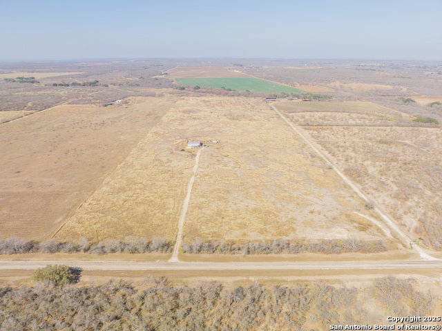 6915 Fm 2200, Yancey