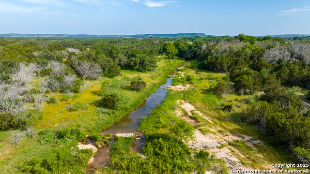 2195 Langes Mill Road, Doss