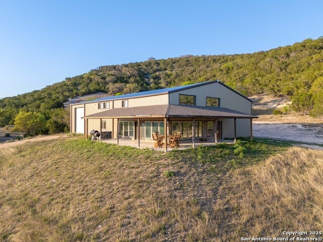 288 Rocky Creek, Medina