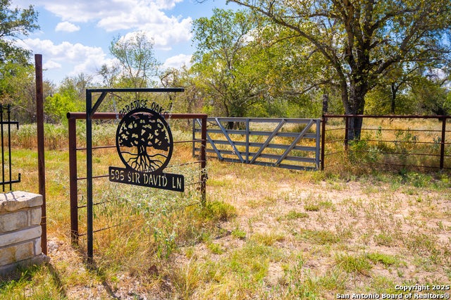 595 Sir David, Poteet