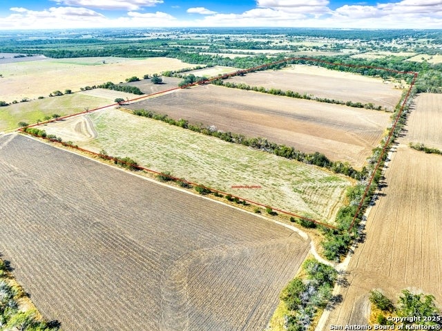 336 Fm 539 Cr 336, La Vernia