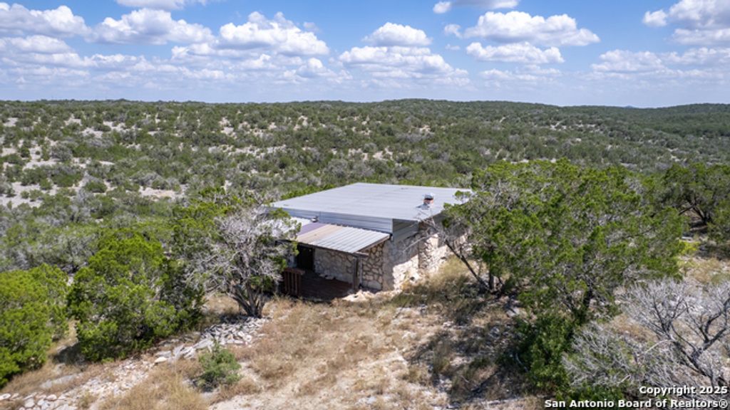 00 Bluff Creek Ranch, Rocksprings