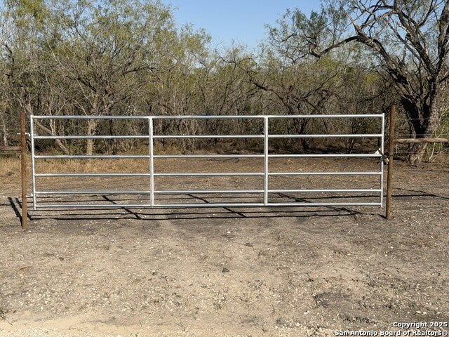 00 County Road 215, McCoy