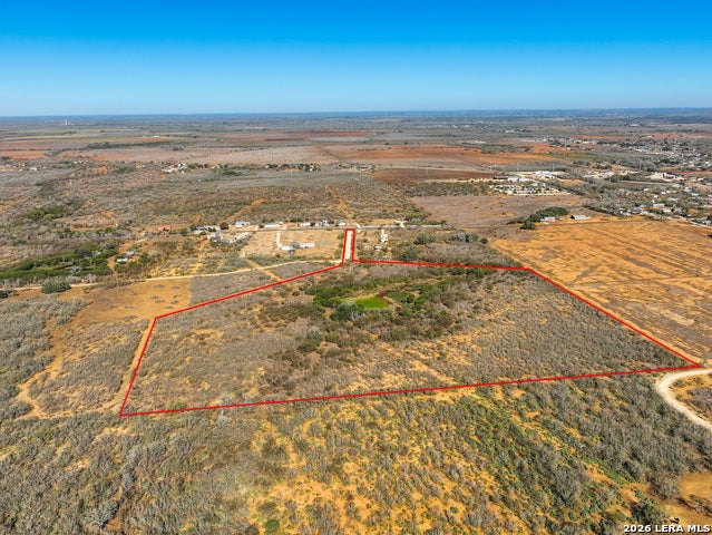 +/- 32.04 Acres Bluntzer, Jourdanton