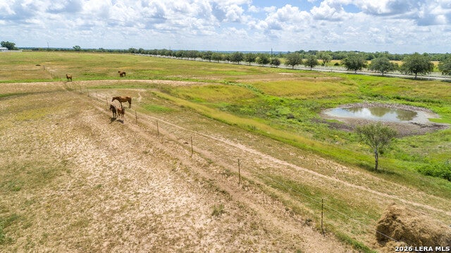 404 Annies, La Vernia