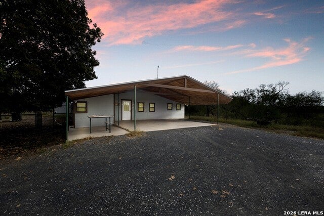 1529 County Road 4513, Hondo