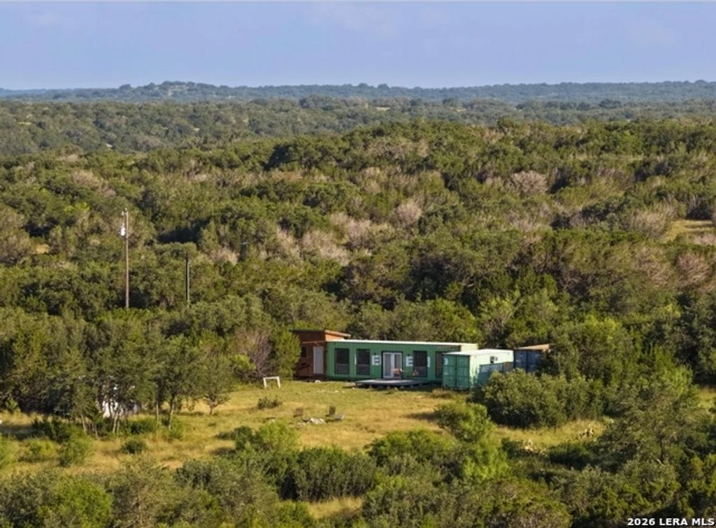 6824 Sd 28570, Rocksprings