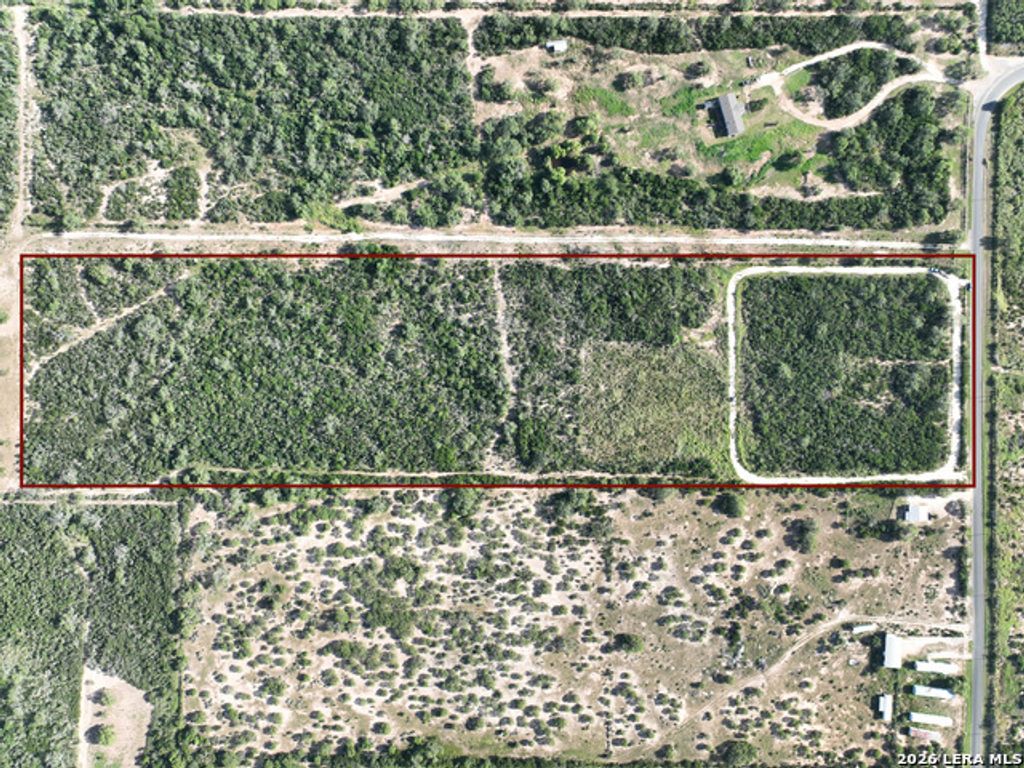 2018 Strawberry City Rd, Poteet