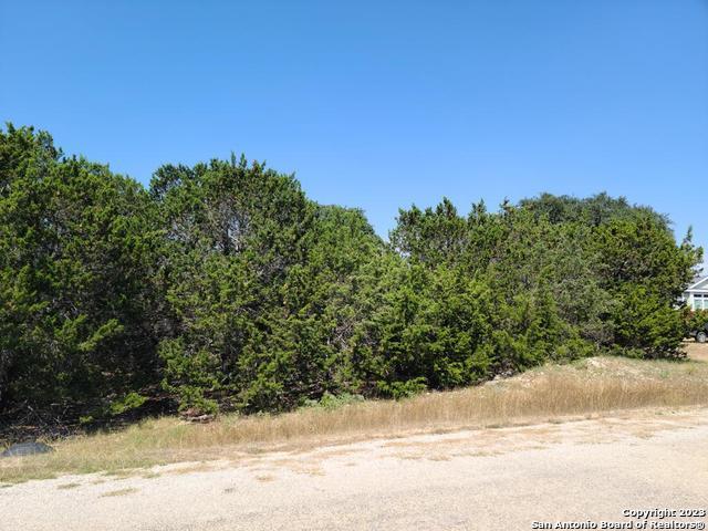 Lot 3 Pr 1510, Bandera