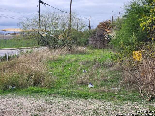 300 S San Augustine Ave, San Antonio