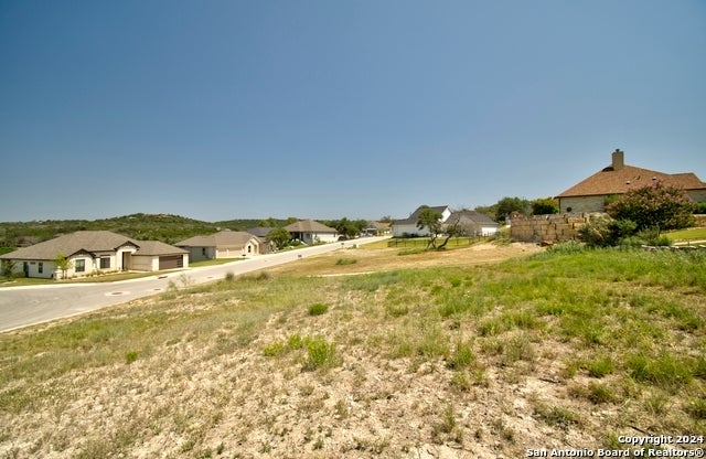 2006 Valencia Dr, Kerrville
