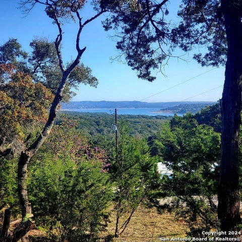 152 Mountainview Dr, Canyon Lake