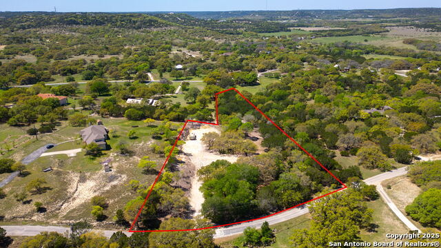 421 Lake Side Cir, Boerne