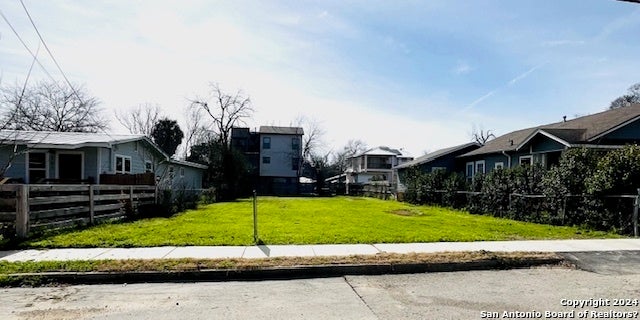 244 E French Pl, San Antonio