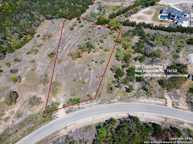 5922 Colin Rdg, New Braunfels