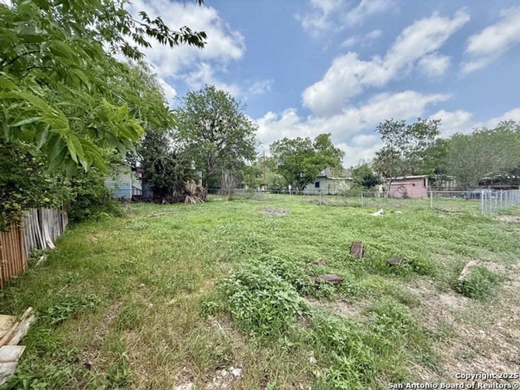 117 Gravel St, San Antonio