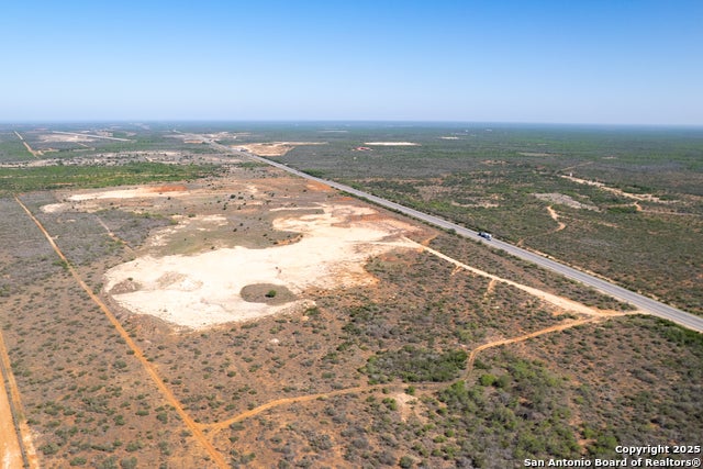 000 Us Hwy 83 N, Laredo