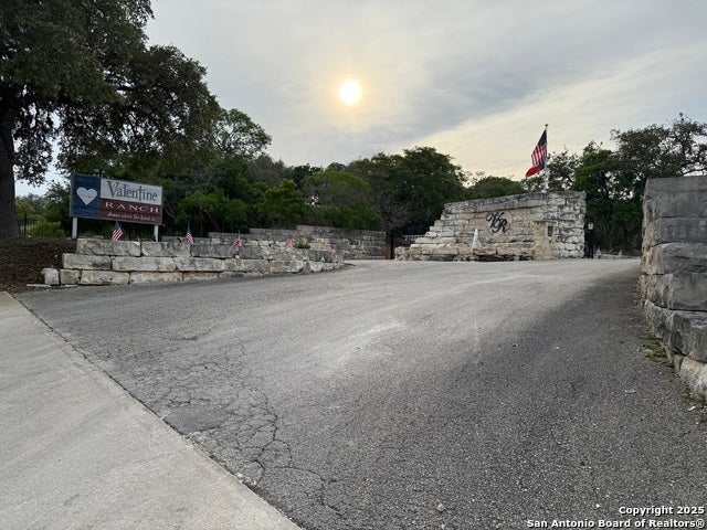 433 Pr 1706, Helotes