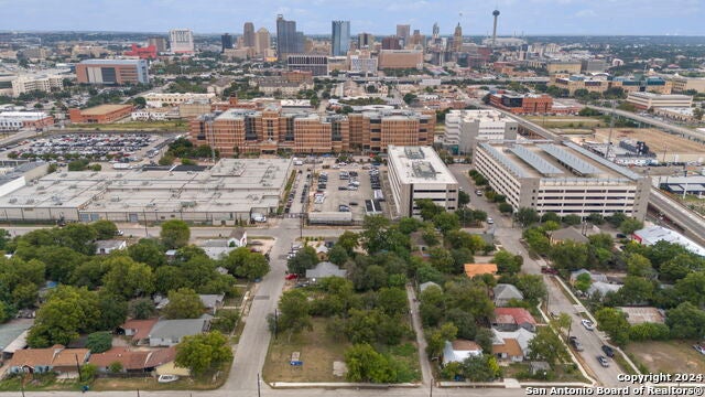 216 N Richter St, San Antonio