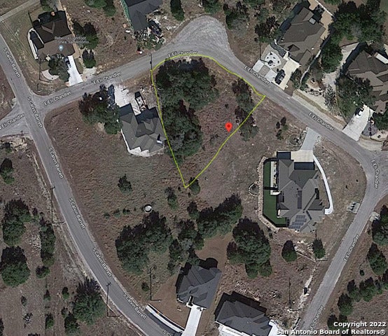 108 E Eli Chandler, Blanco