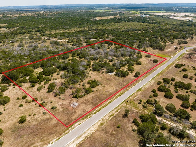 209 Dark Sky Path, Kerrville