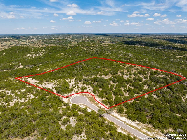 493 Dark Sky Path, Kerrville