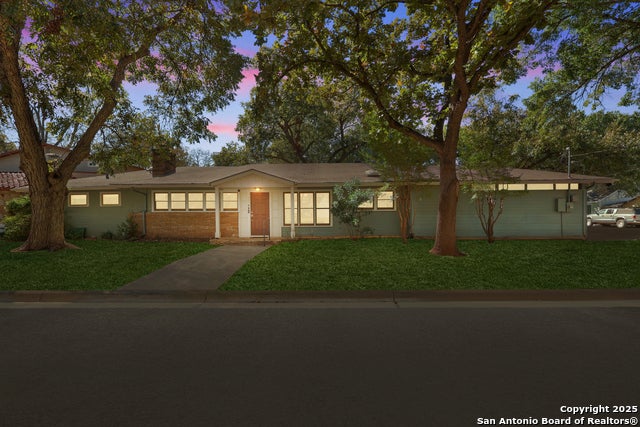 985 Allen Avenue, New Braunfels