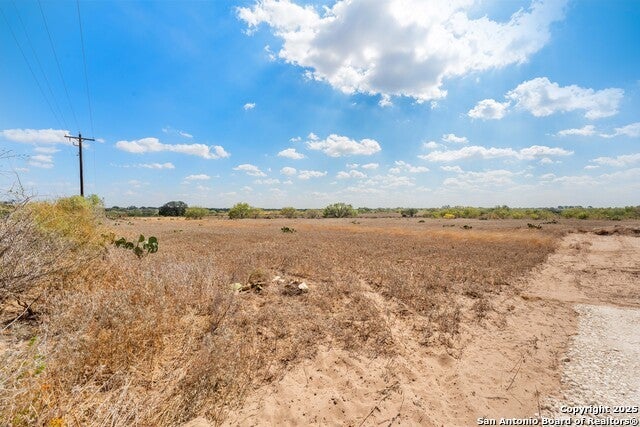 2849 Fm 1333, Poteet