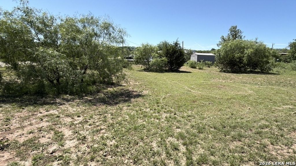 Lot 62 Siesta Dr, Bandera