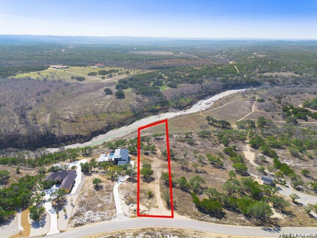 2014 Paradise Pkwy, Canyon Lake