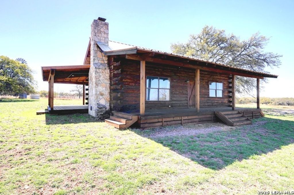 2803 Zenner Ahrens, Fredericksburg