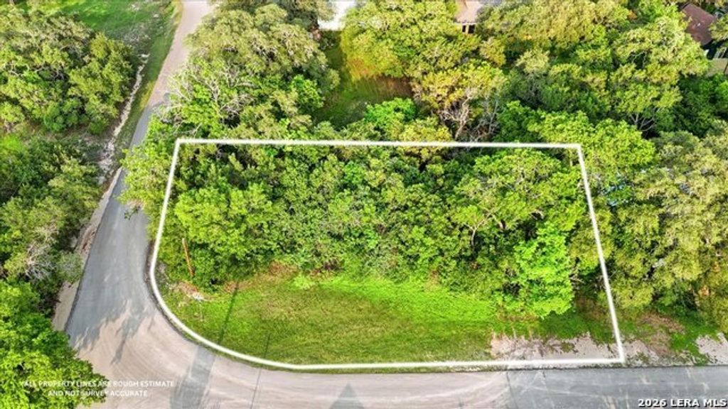 Lot 1 Block 4 River Oaks Blvd, Canyon Lake